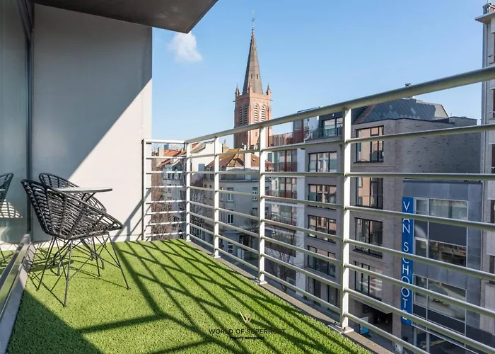 New Modern Near The Sea And Centre